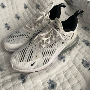 NIKE Women’s air max 270 shoes 
Stains can try to take out with tide stick!